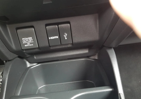 Honda Jazz cena 55900 przebieg: 92000, rok produkcji 2016 z Goleniów małe 704